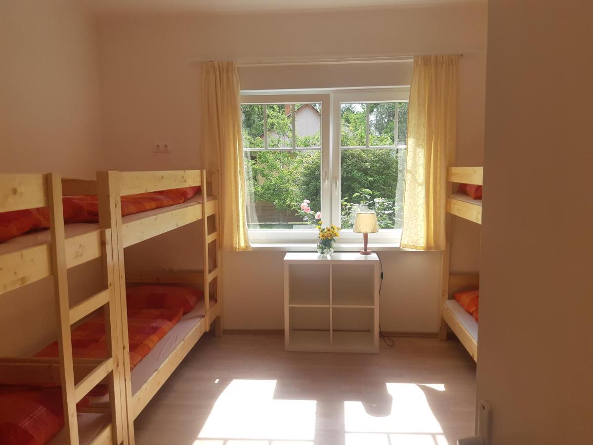 Hostel Zamárdi Eksteriør bilde